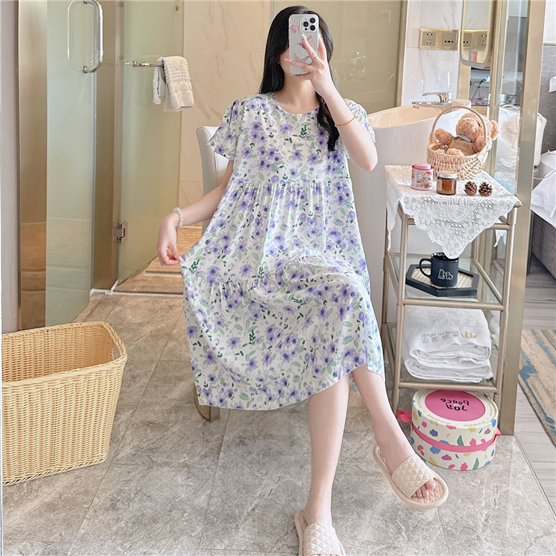 Women's summer nightdress with short sleeves