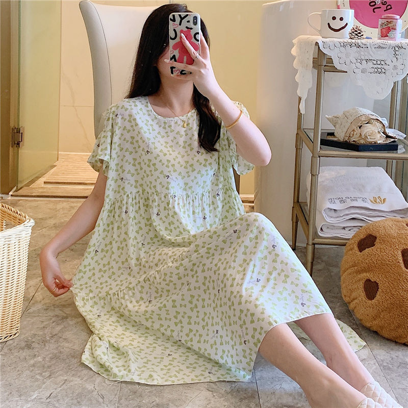 Women's summer nightdress with short sleeves