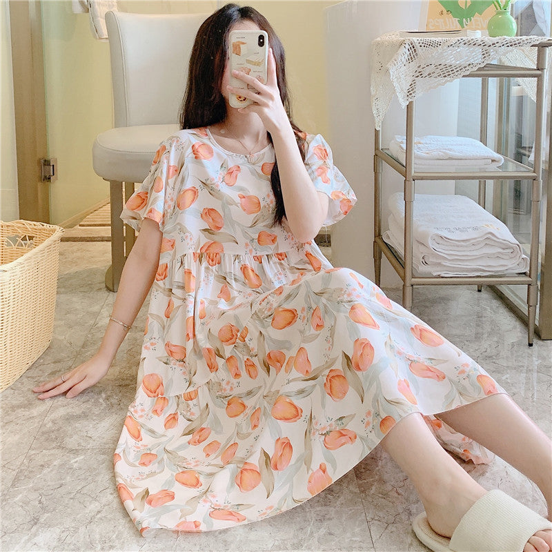 Women's summer nightdress with short sleeves