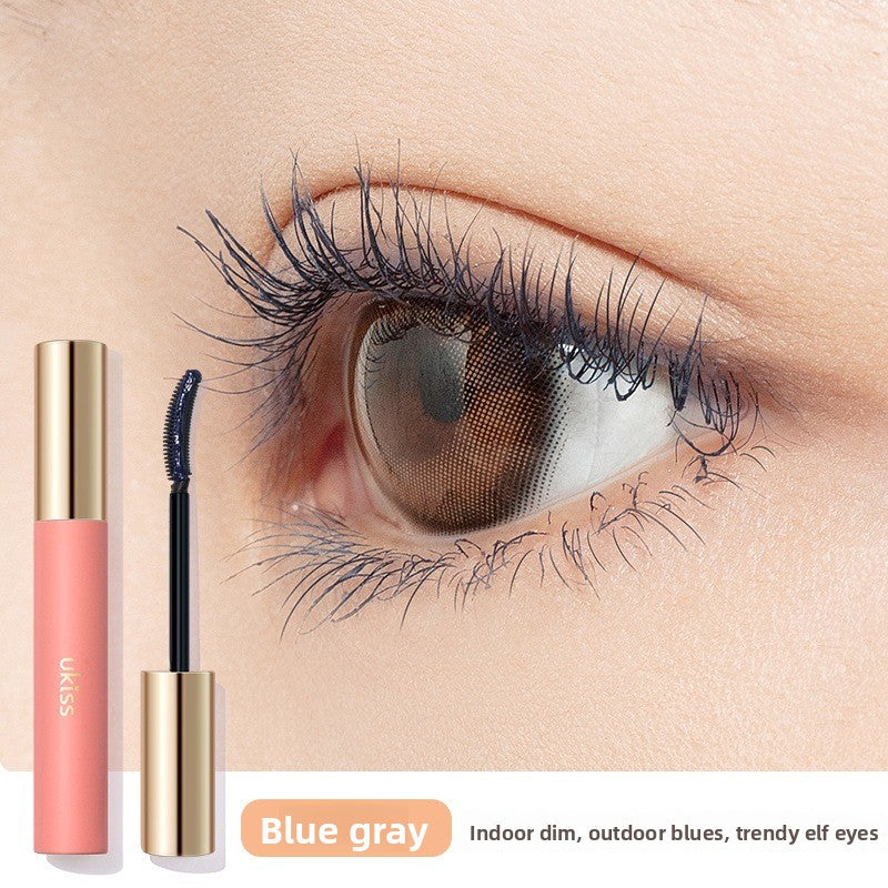 Eyelash primer and styling liquid