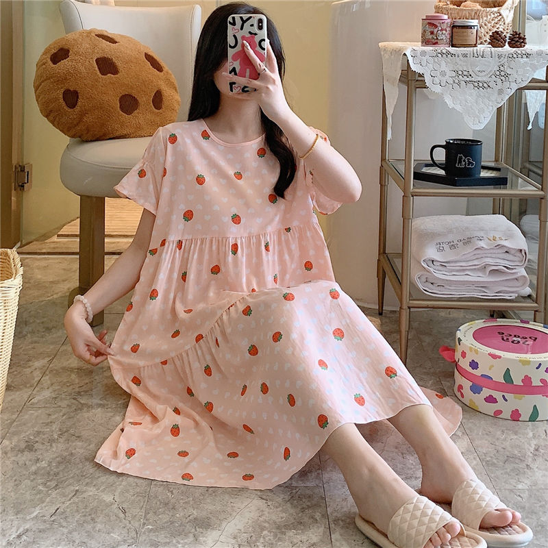 Women's summer nightdress with short sleeves
