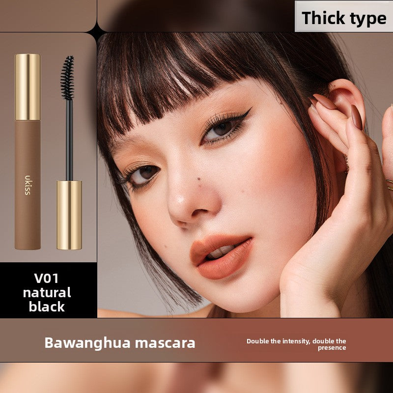 Eyelash primer and styling liquid
